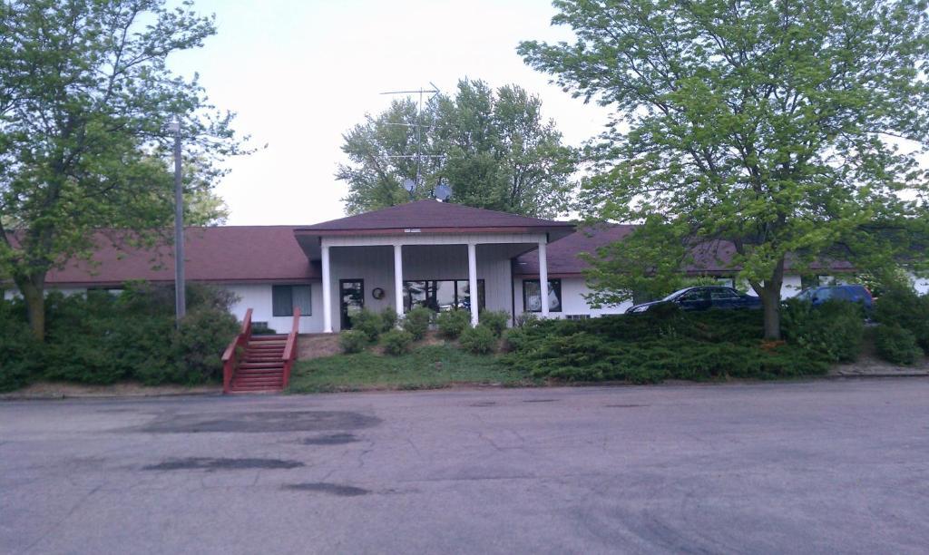 Old Towne Motel Westby Exterior photo